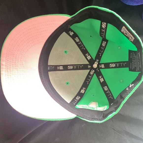 COPY - Dodgers green hate pink underside brim - Picture 5 of 6